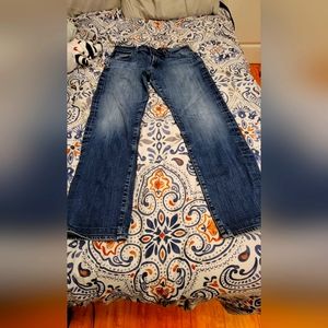 AG The Graduate tailored Leg jeans